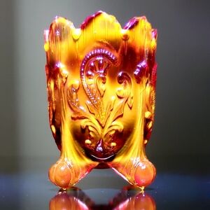 GLOWS Vntg Amberina Cadmium Glass "Inverted Fan & Feather" Toothpick Holder
